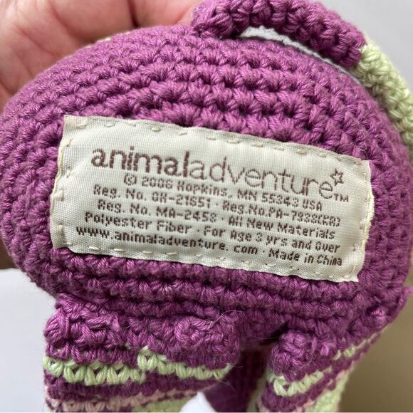 VINTAGE ANIMAL ADVENTURE CROCHETED STRIPED CAT - Picture 6 of 6